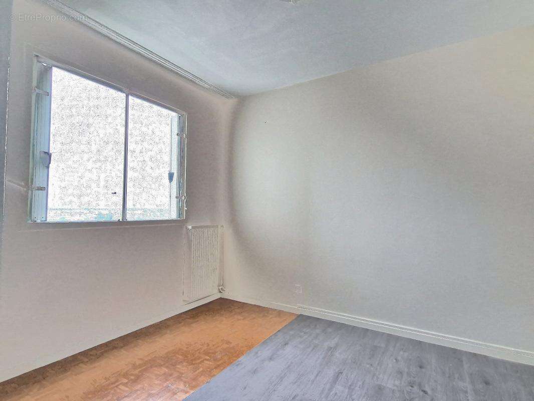 Appartement à VAULX-EN-VELIN