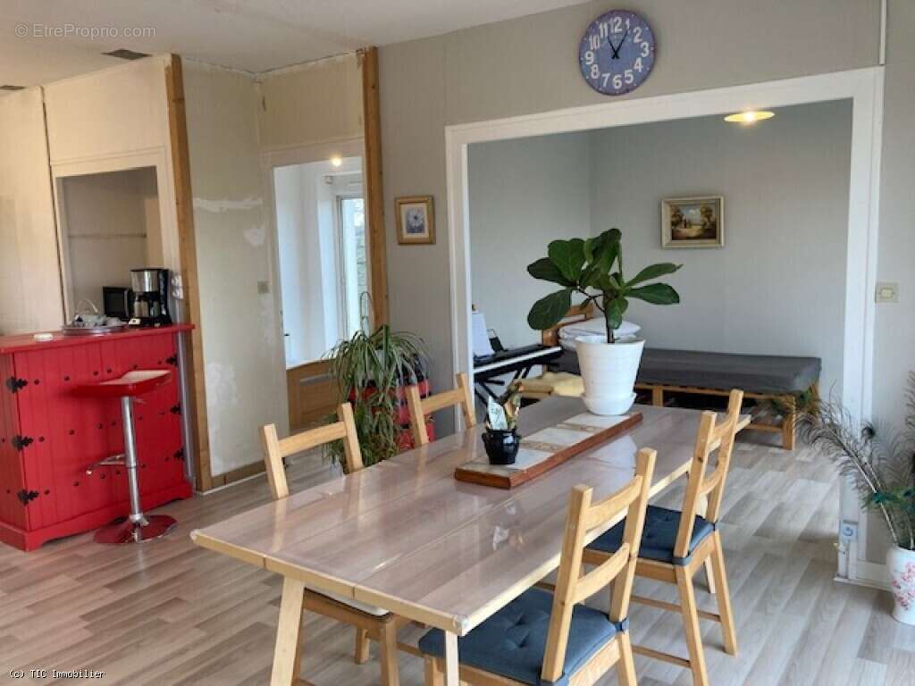 Maison à CIVRAY