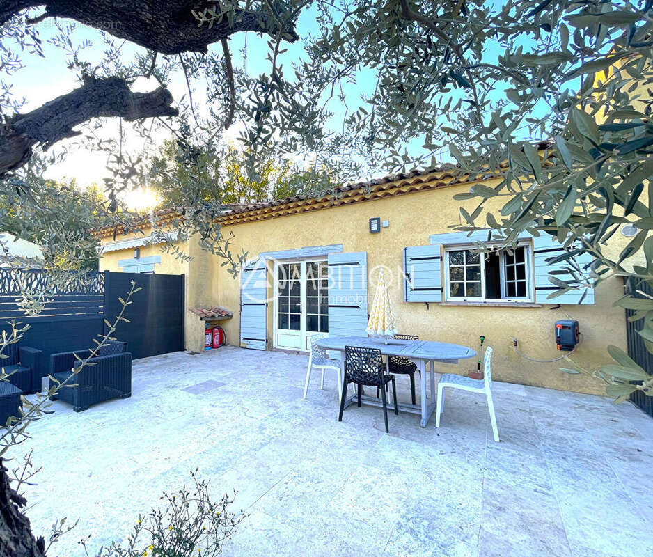 Maison à FAYENCE