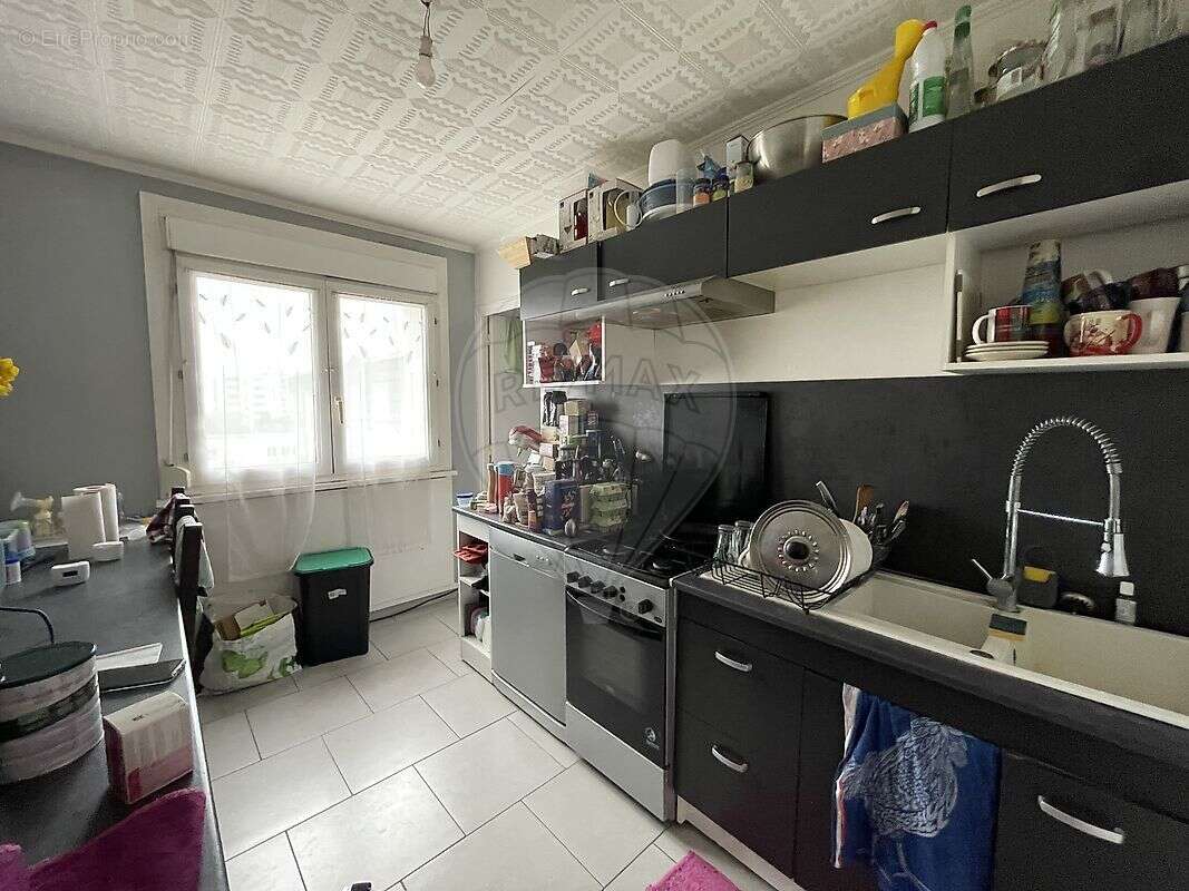 Appartement à LA CHAPELLE-SAINT-LUC