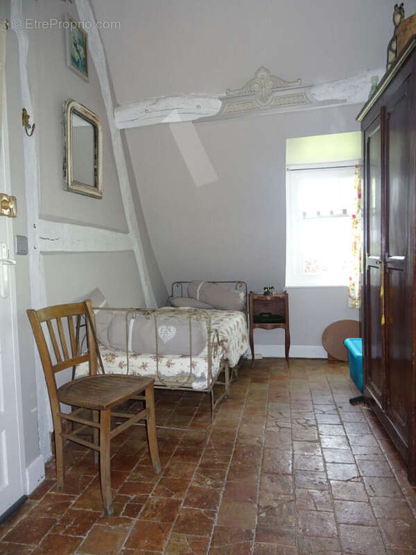 Maison à CORMEILLES