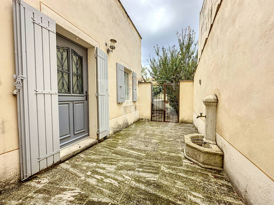 Maison à MALAUCENE