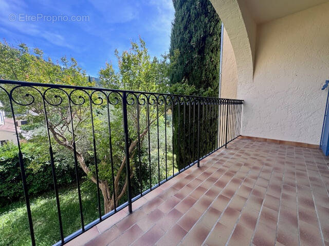 Appartement à NYONS