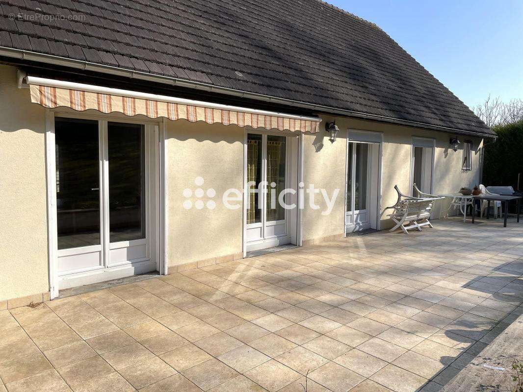 Maison à RONQUEROLLES