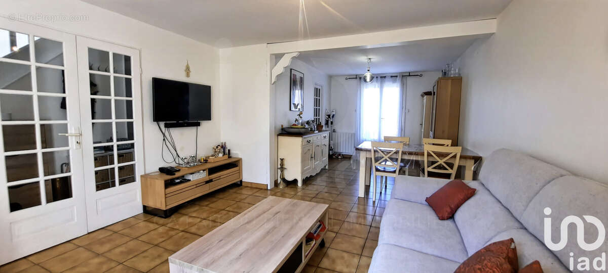 Photo 3 - Maison à LA QUEUE-LES-YVELINES