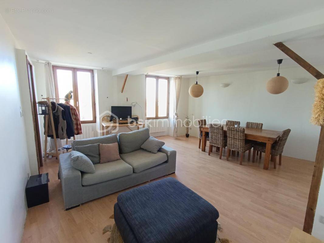 Appartement à LA MURETTE