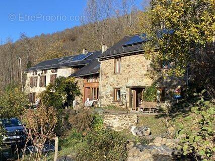 Maison à SAURAT