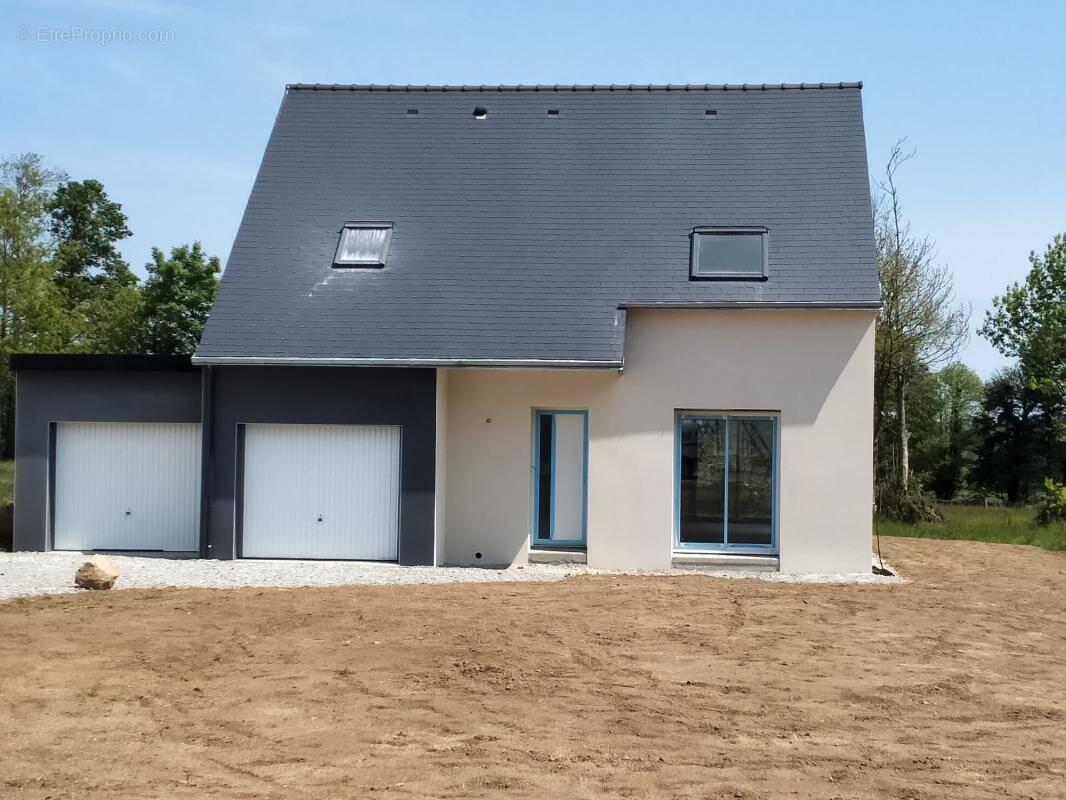 Maison à LE DRENNEC