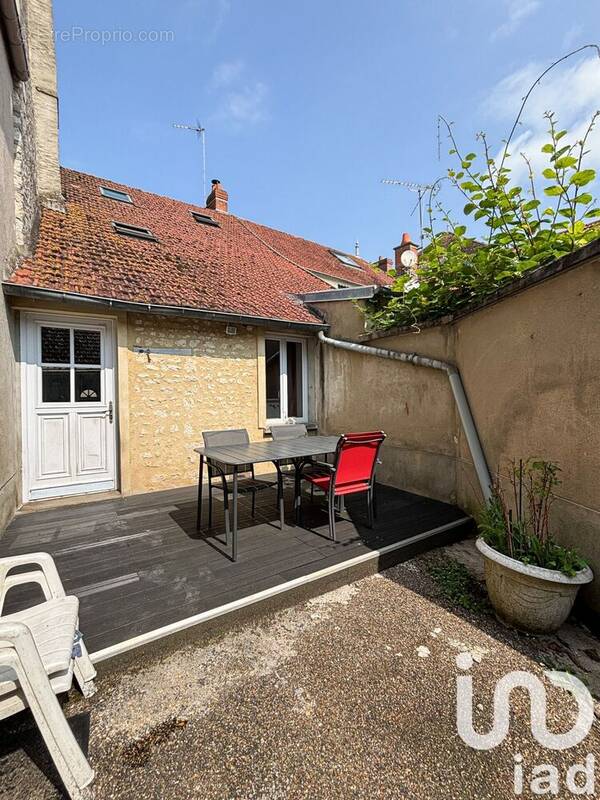 Photo 1 - Maison à BEAUMONT-DU-GATINAIS