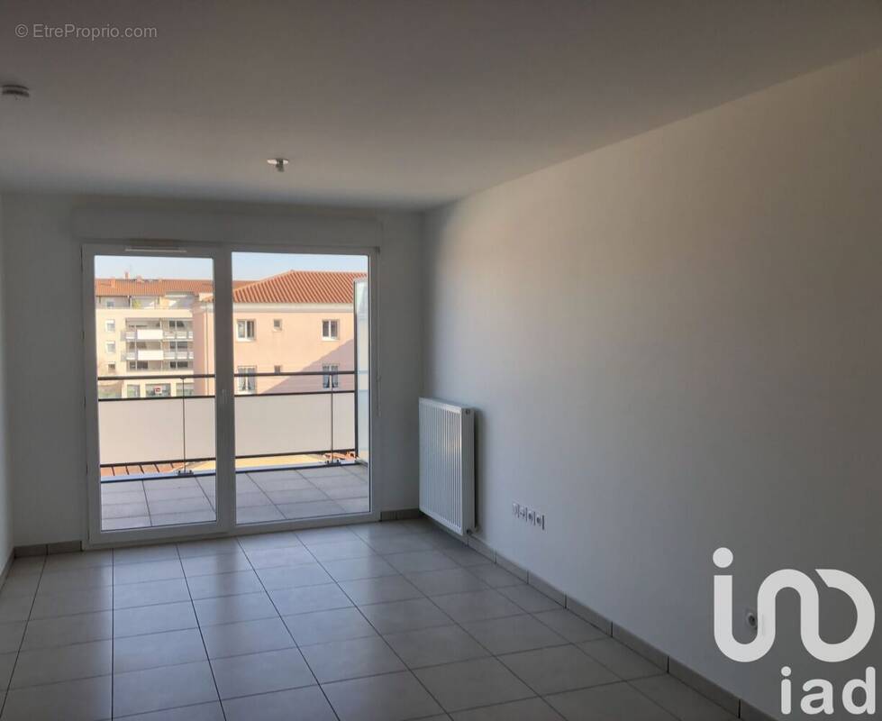 Photo 1 - Appartement à CRAPONNE