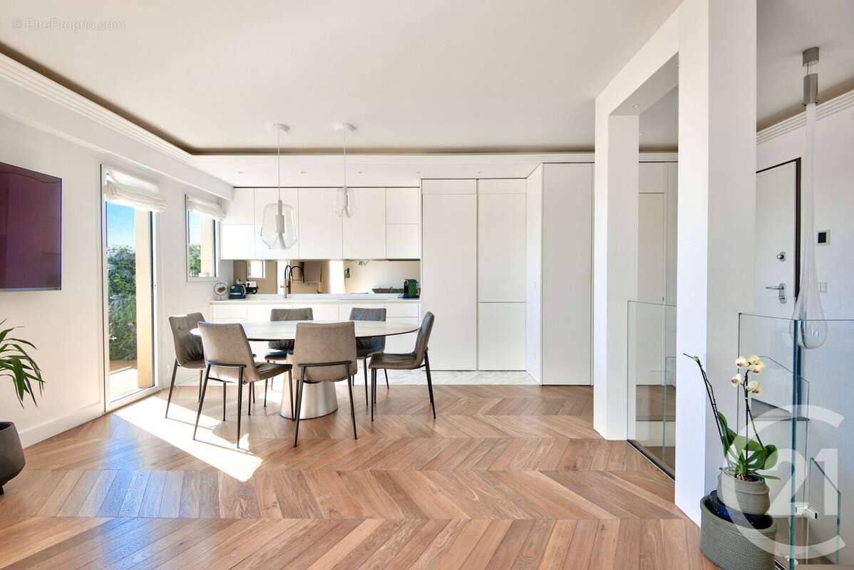 Appartement à VILLEFRANCHE-SUR-MER