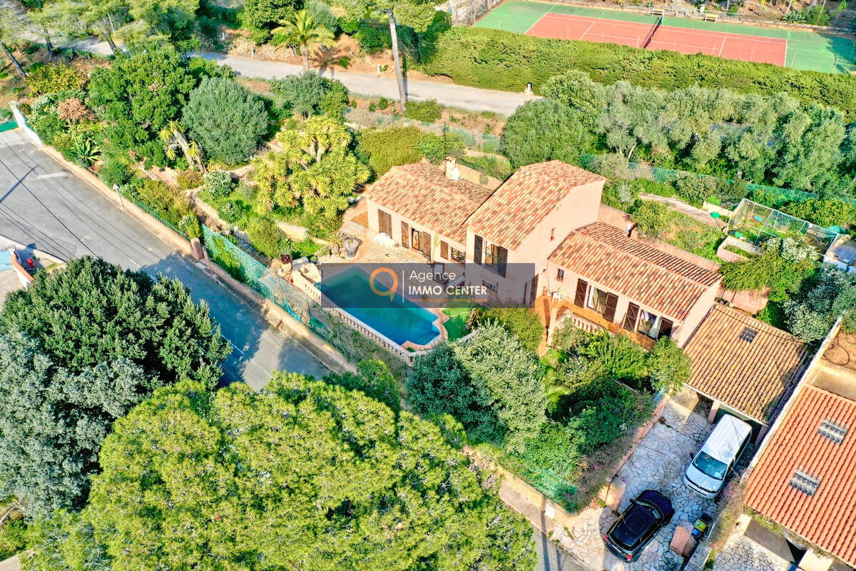 Maison à HYERES