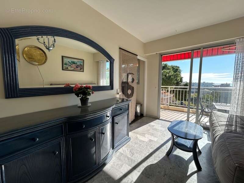 Appartement à CAGNES-SUR-MER