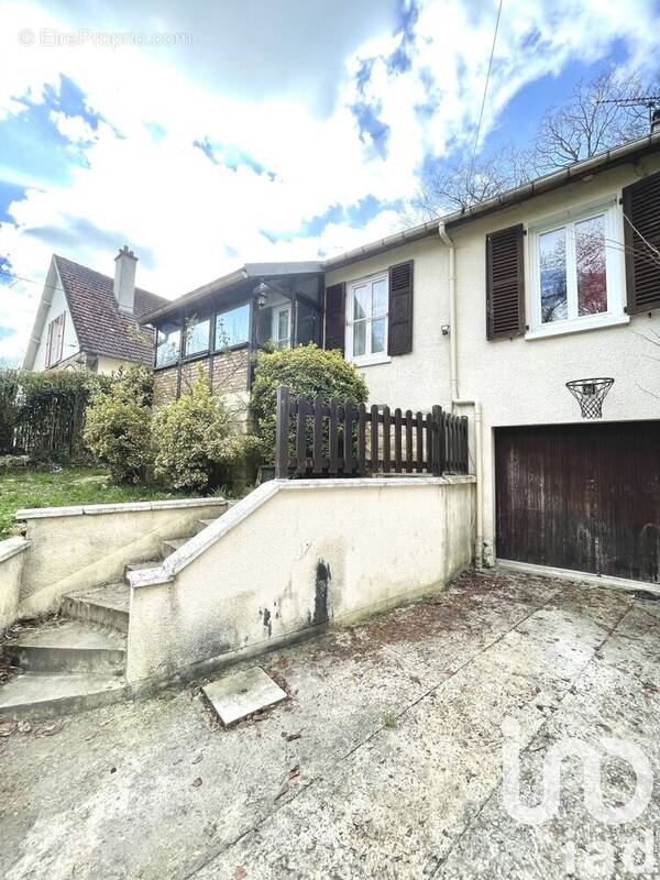 Photo 1 - Maison à NESLES-LA-VALLEE