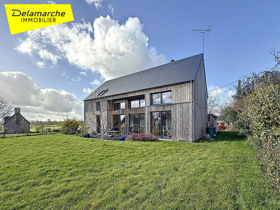 Maison à PERCY