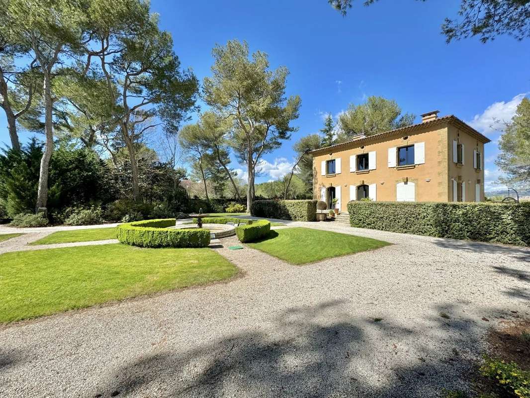 Maison à AIX-EN-PROVENCE
