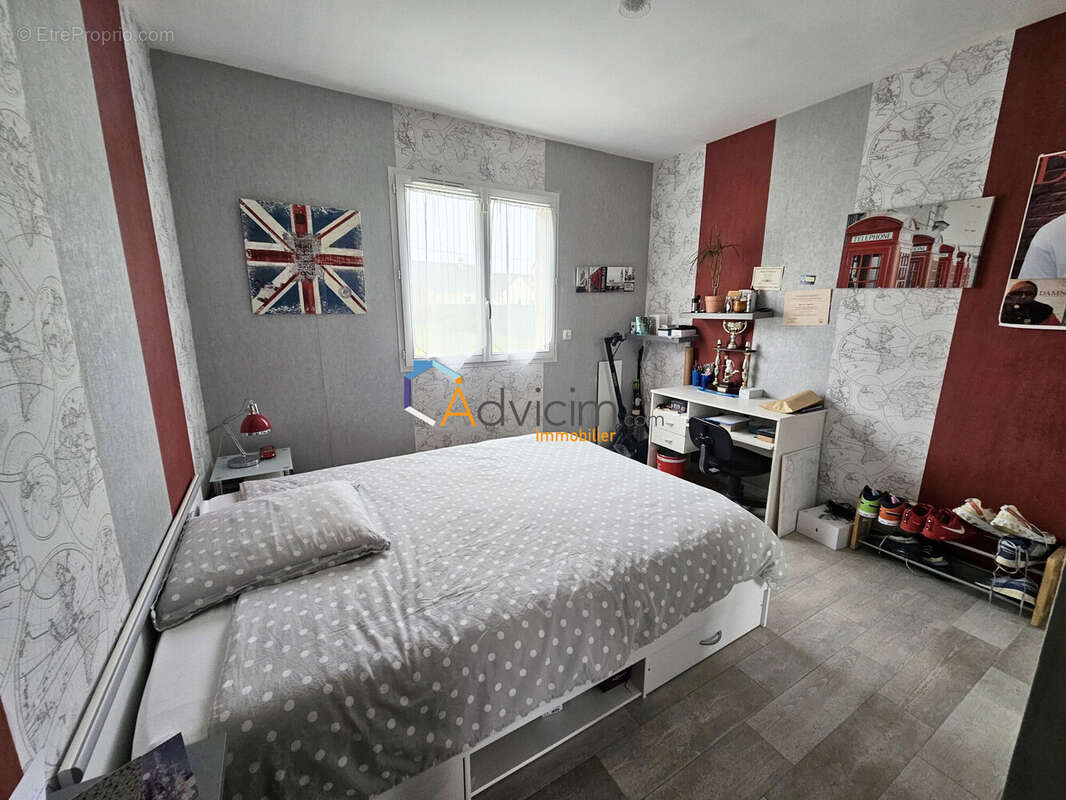 Maison à SEMOY