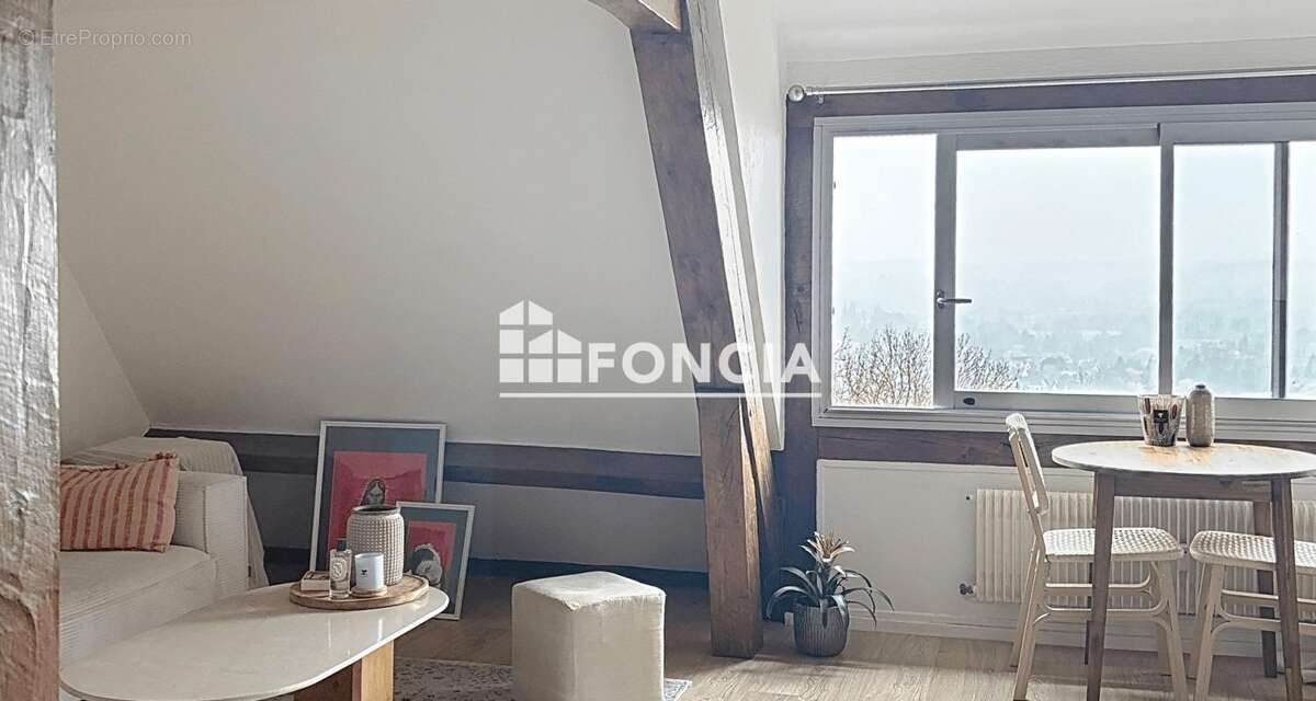 Appartement à TOURGEVILLE