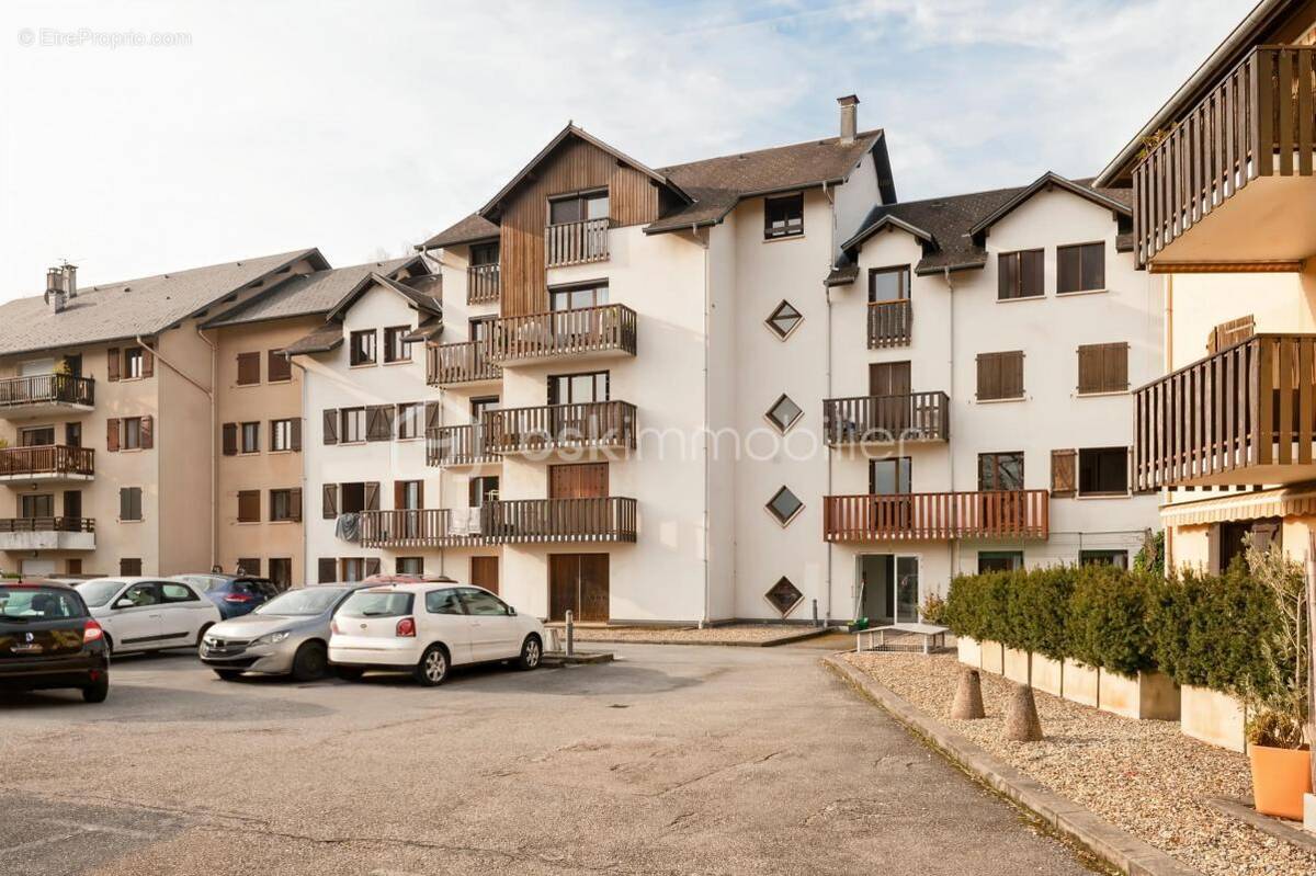 Appartement à BARBERAZ