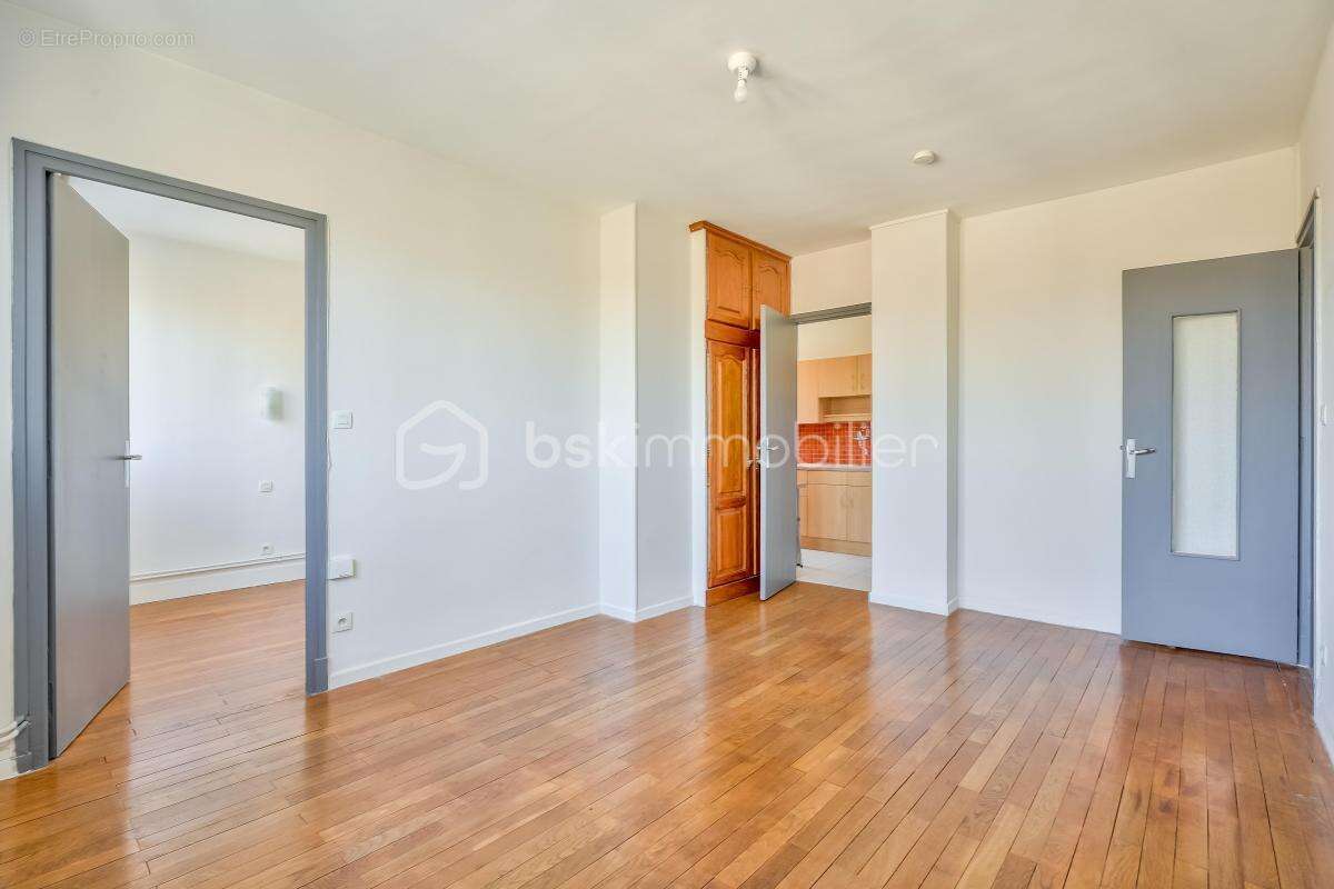 Appartement à LYON-8E