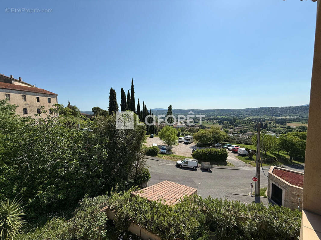 Appartement à FAYENCE