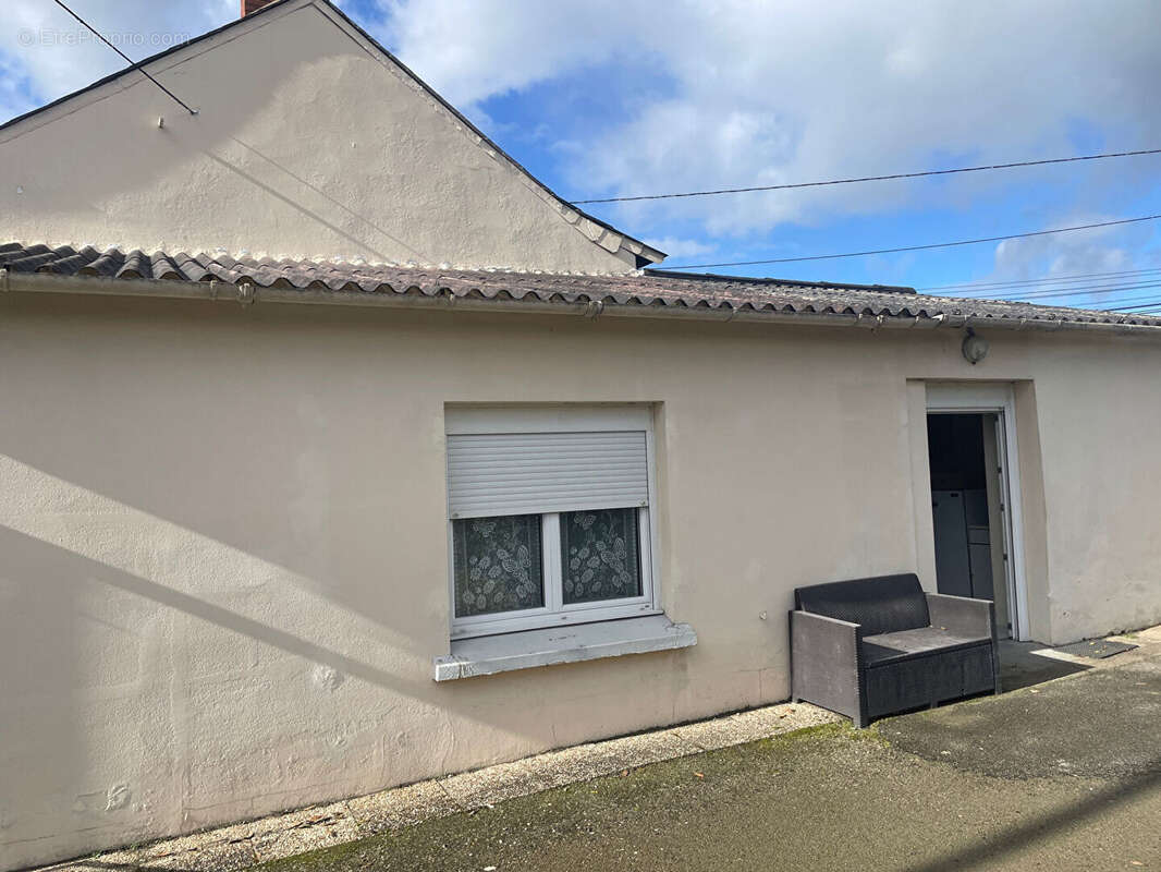 Maison à SAINT-MARS-DU-DESERT