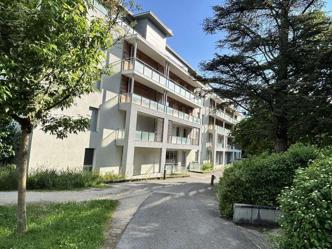 Appartement à LA TRONCHE