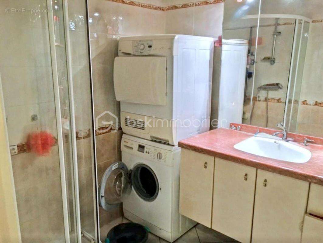Appartement à LAVERUNE