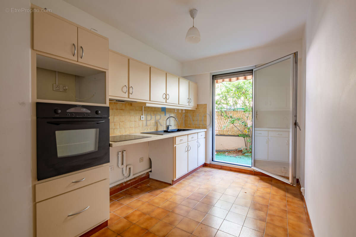 Appartement à SAINT-RAPHAEL