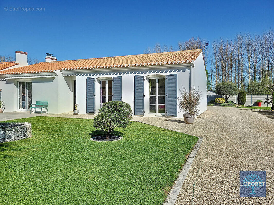 Maison à NOTRE-DAME-DE-RIEZ