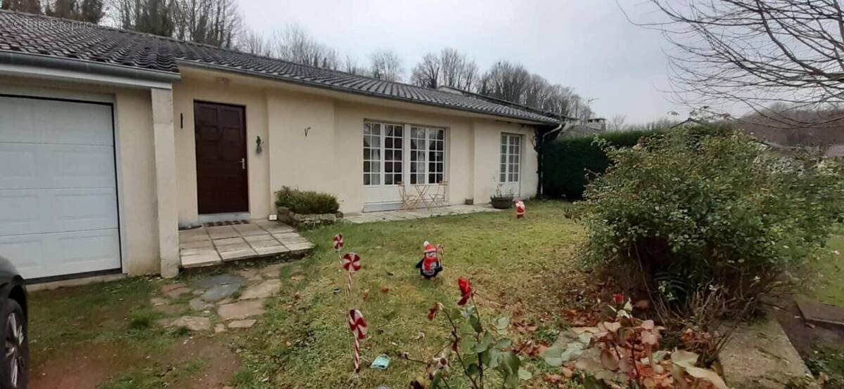 Maison à EU
