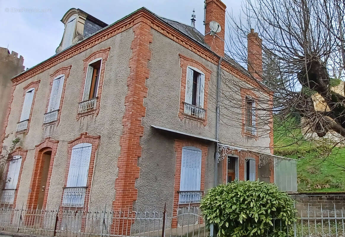 Maison à BOURBON-L&#039;ARCHAMBAULT