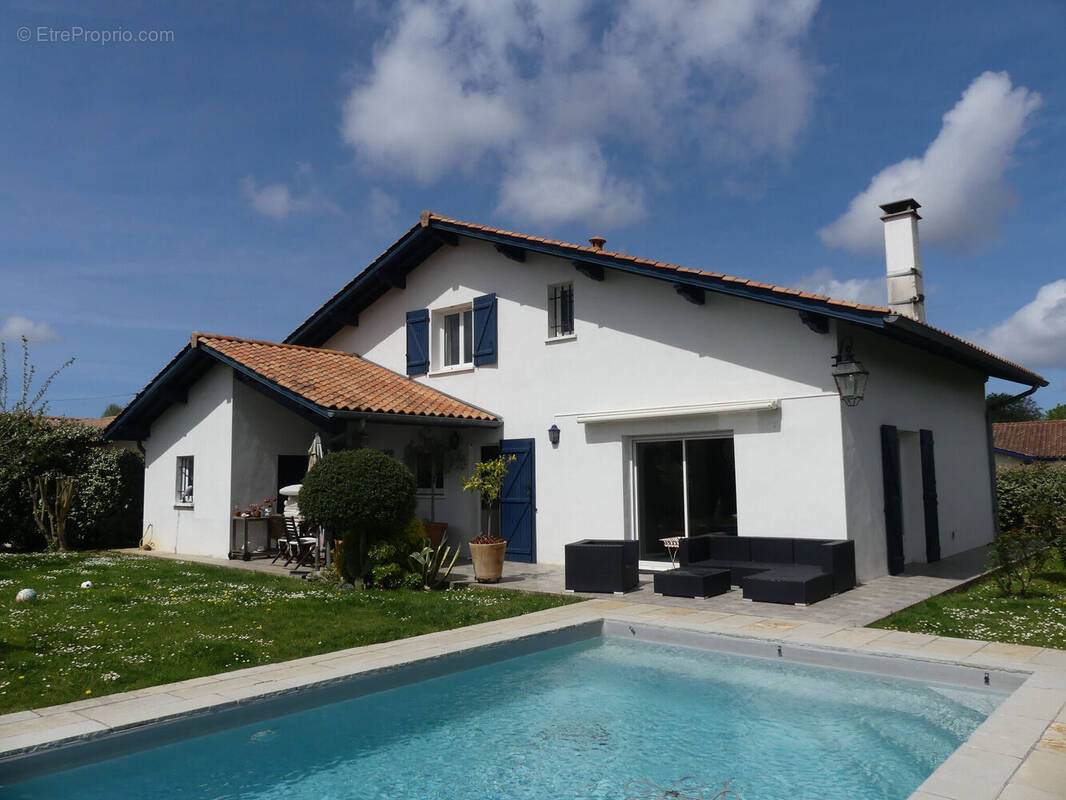 Photo 1 - Maison à SAINT-PIERRE-D&#039;IRUBE