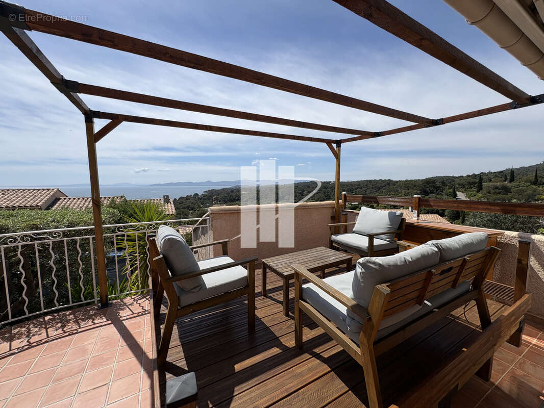 Appartement à SAINT-RAPHAEL
