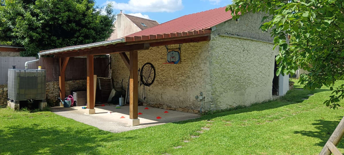 Maison à LUMIGNY-NESLES-ORMEAUX