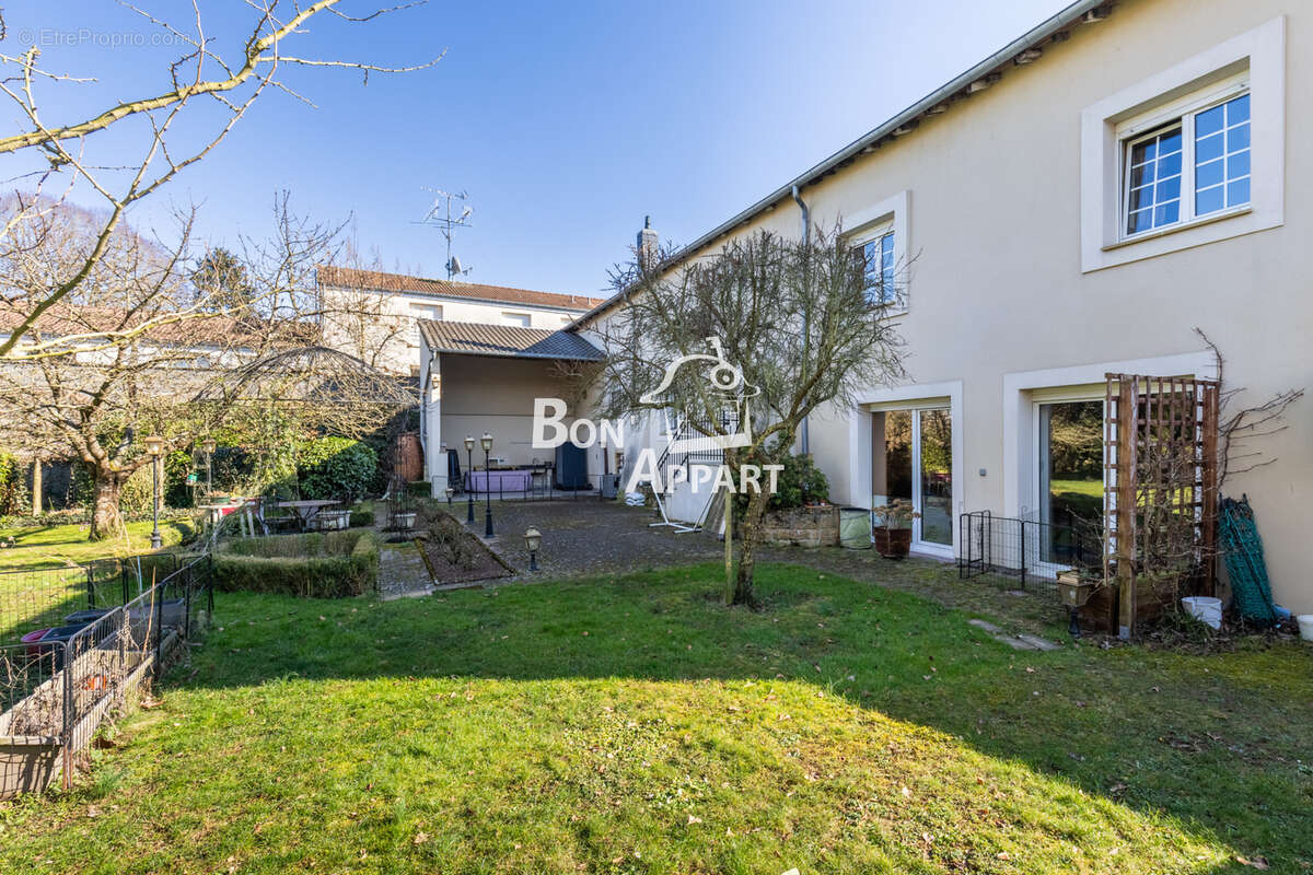 Maison à CONFLANS-EN-JARNISY