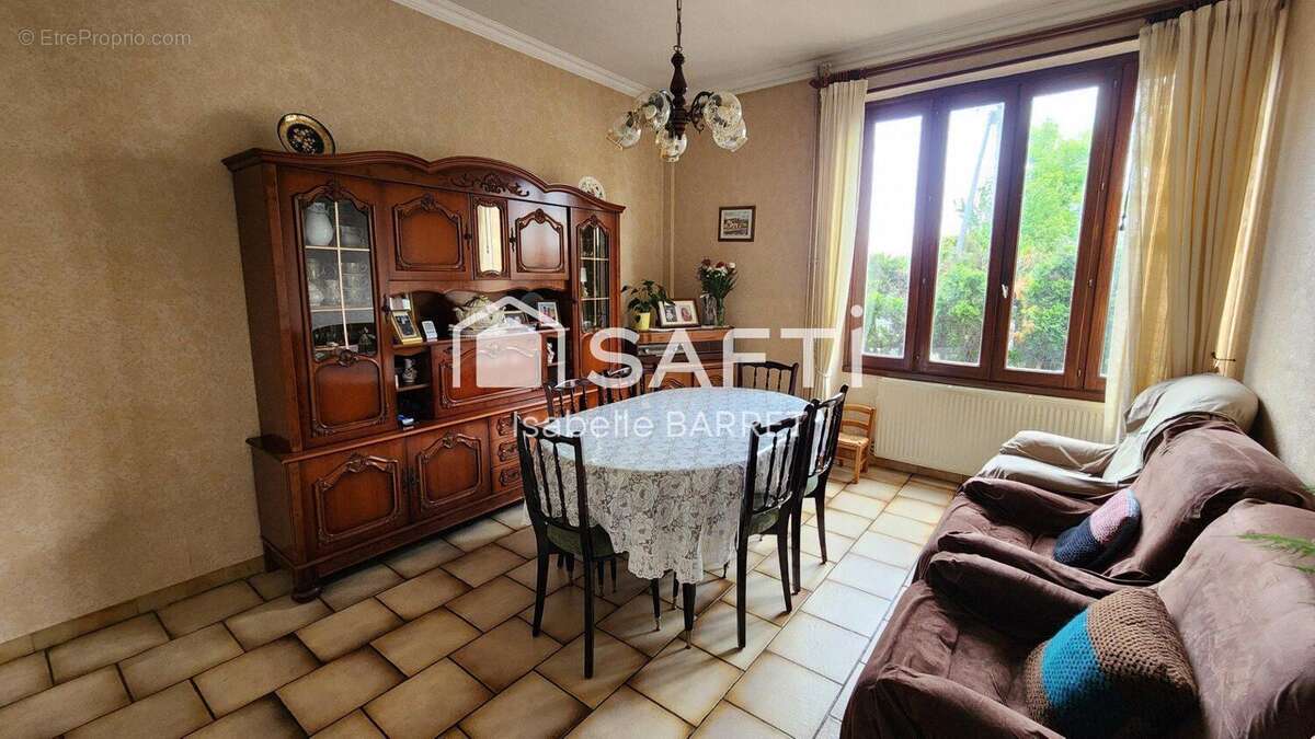 Photo 4 - Appartement à VAULX-EN-VELIN