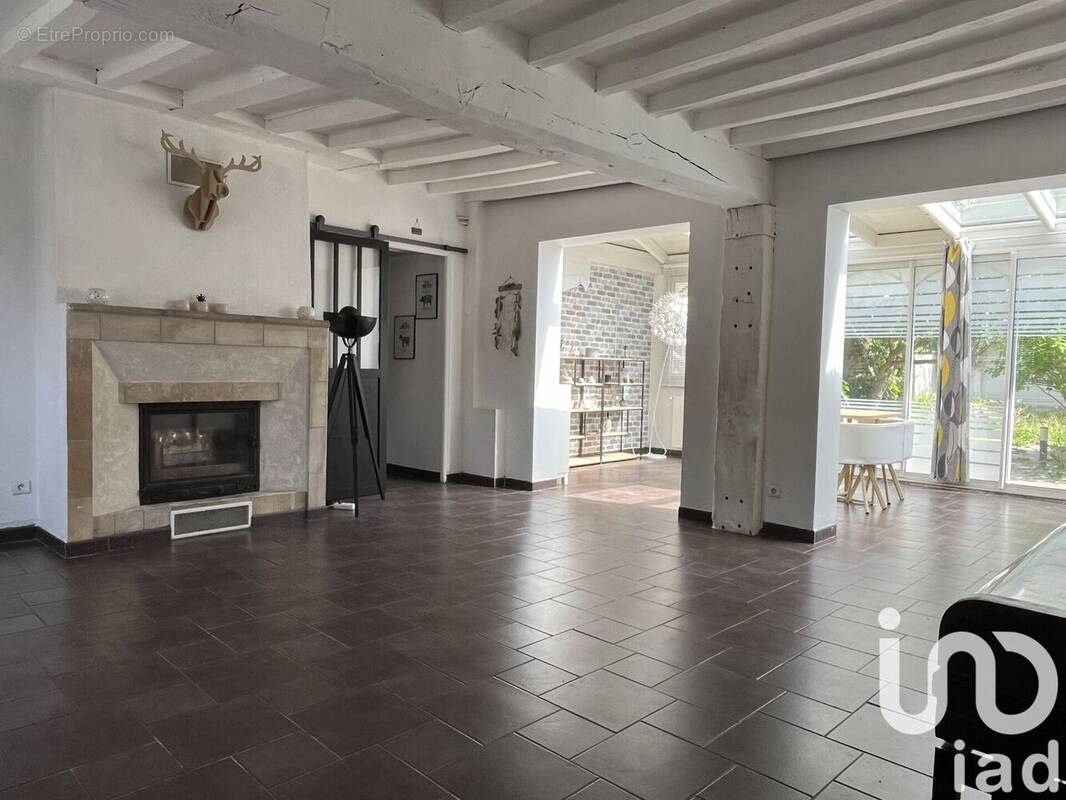 Photo 1 - Maison à NEUILLY-EN-THELLE