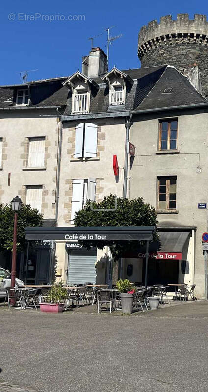 Maison à ALLASSAC