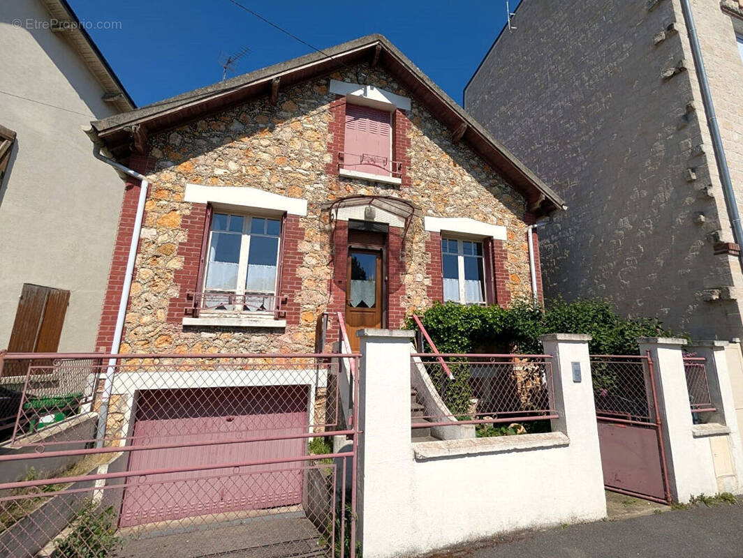 Maison à PERSAN