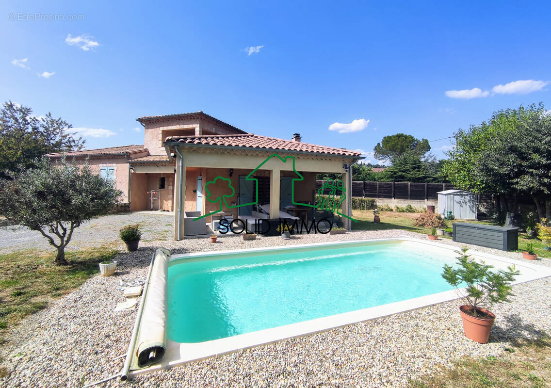 Maison à UZER