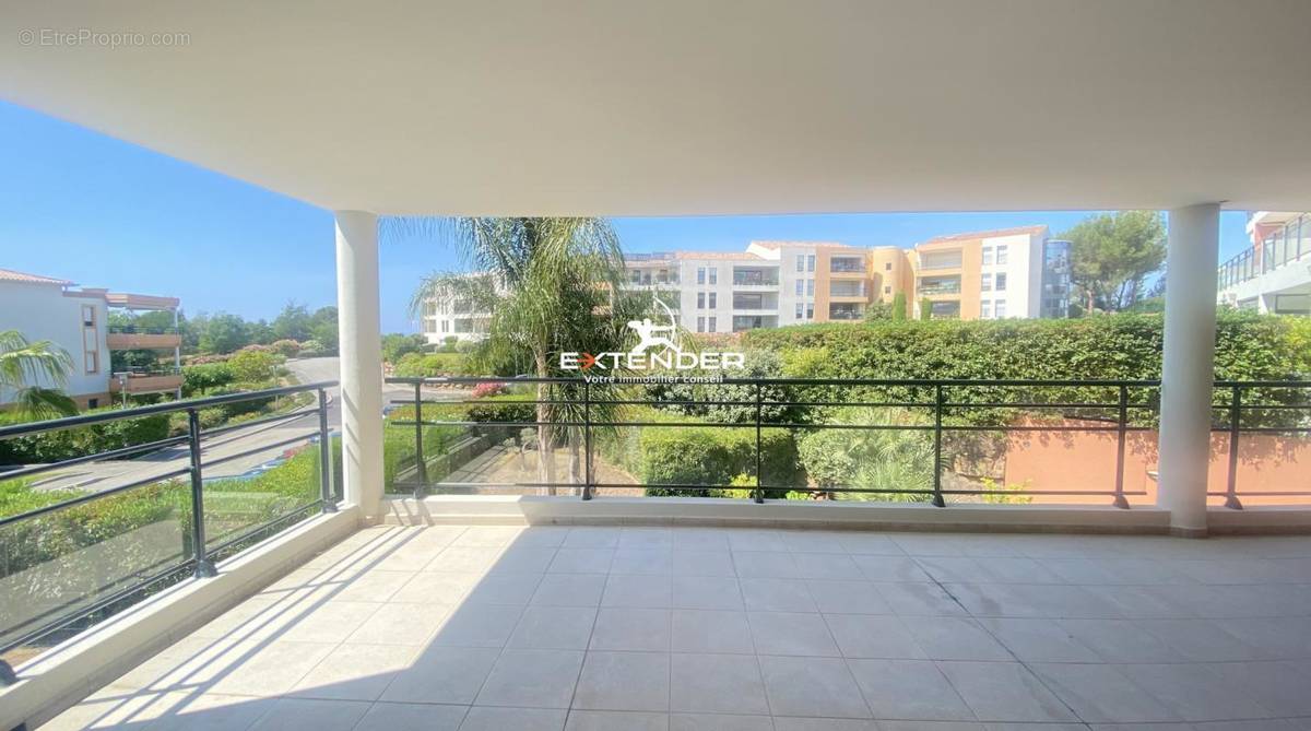 Appartement à SAINT-RAPHAEL