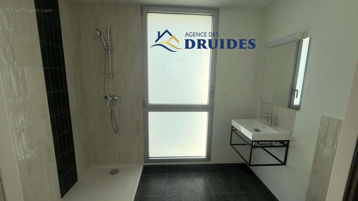 Appartement à PLOUHARNEL