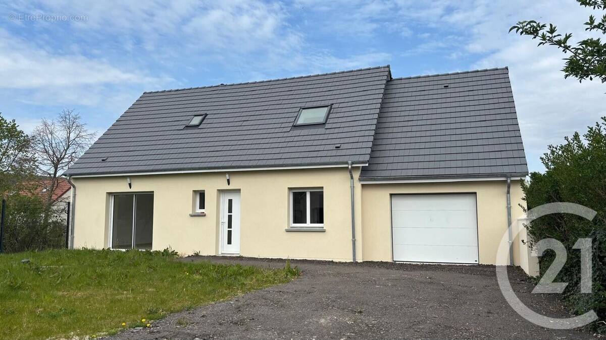Maison à CROTH