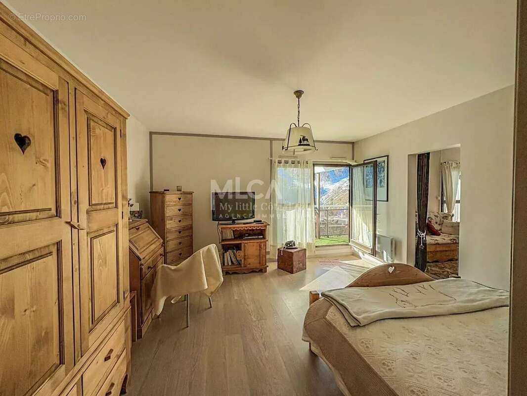 Appartement à SAINT-ETIENNE-DE-TINEE