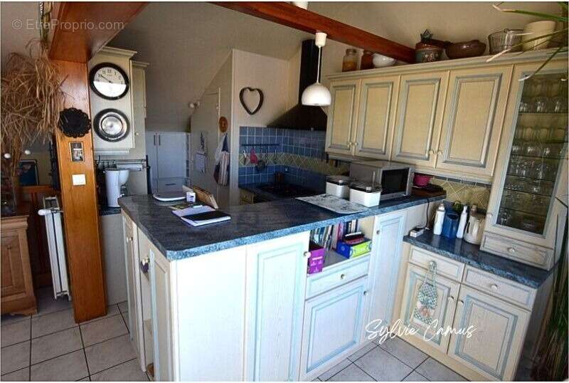 Appartement à SAINT-GENEST-LERPT