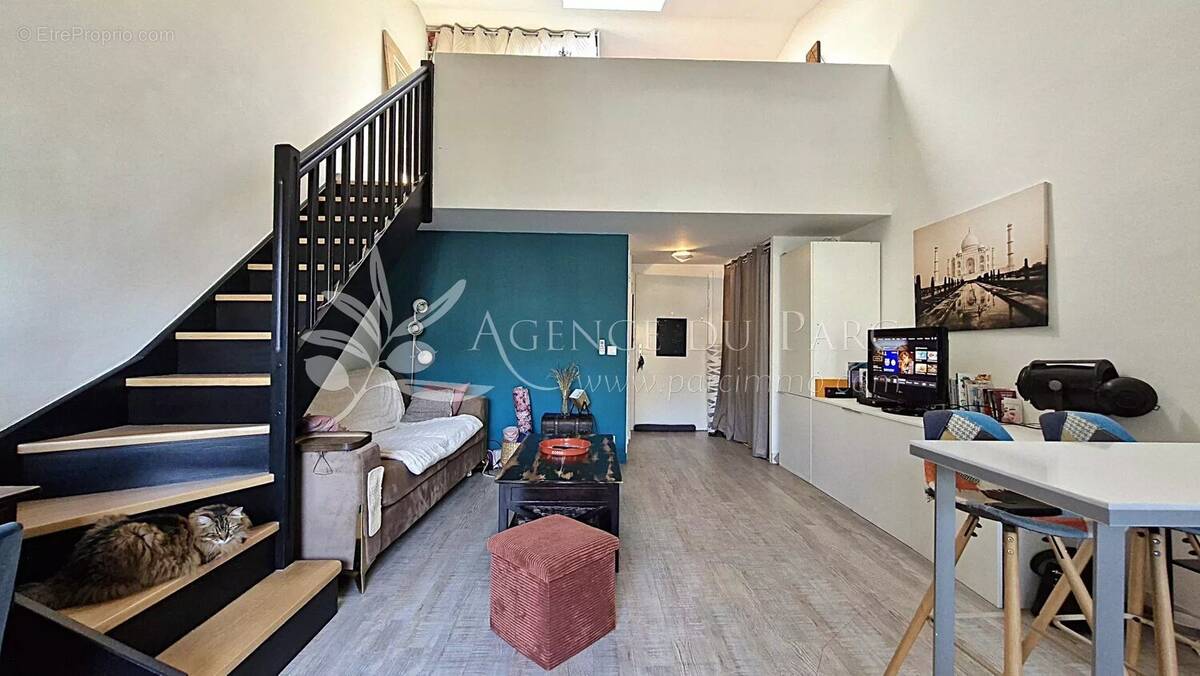 Appartement à VILLENEUVE-LOUBET