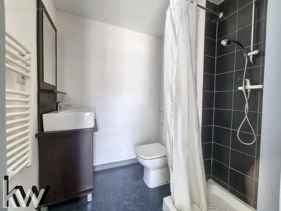 Appartement à LYON-9E
