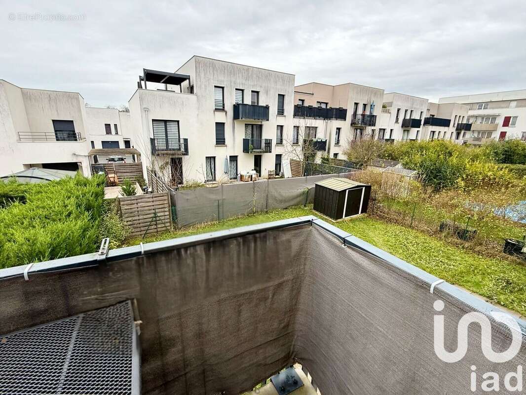 Photo 7 - Appartement à FLEURY-MEROGIS