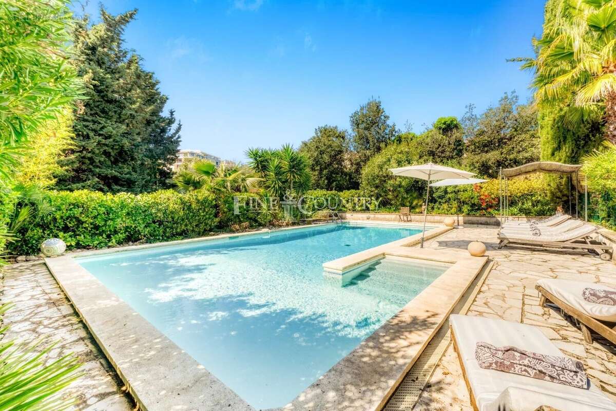 Maison à ANTIBES